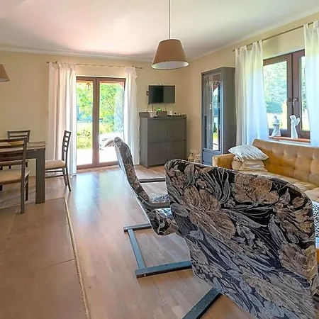Nad Jeziorem Kaszuby Lodge Debnica Kaszubska