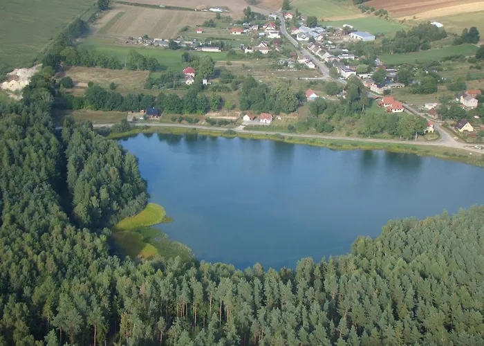 Nad Jeziorem Kaszuby * Debnica Kaszubska